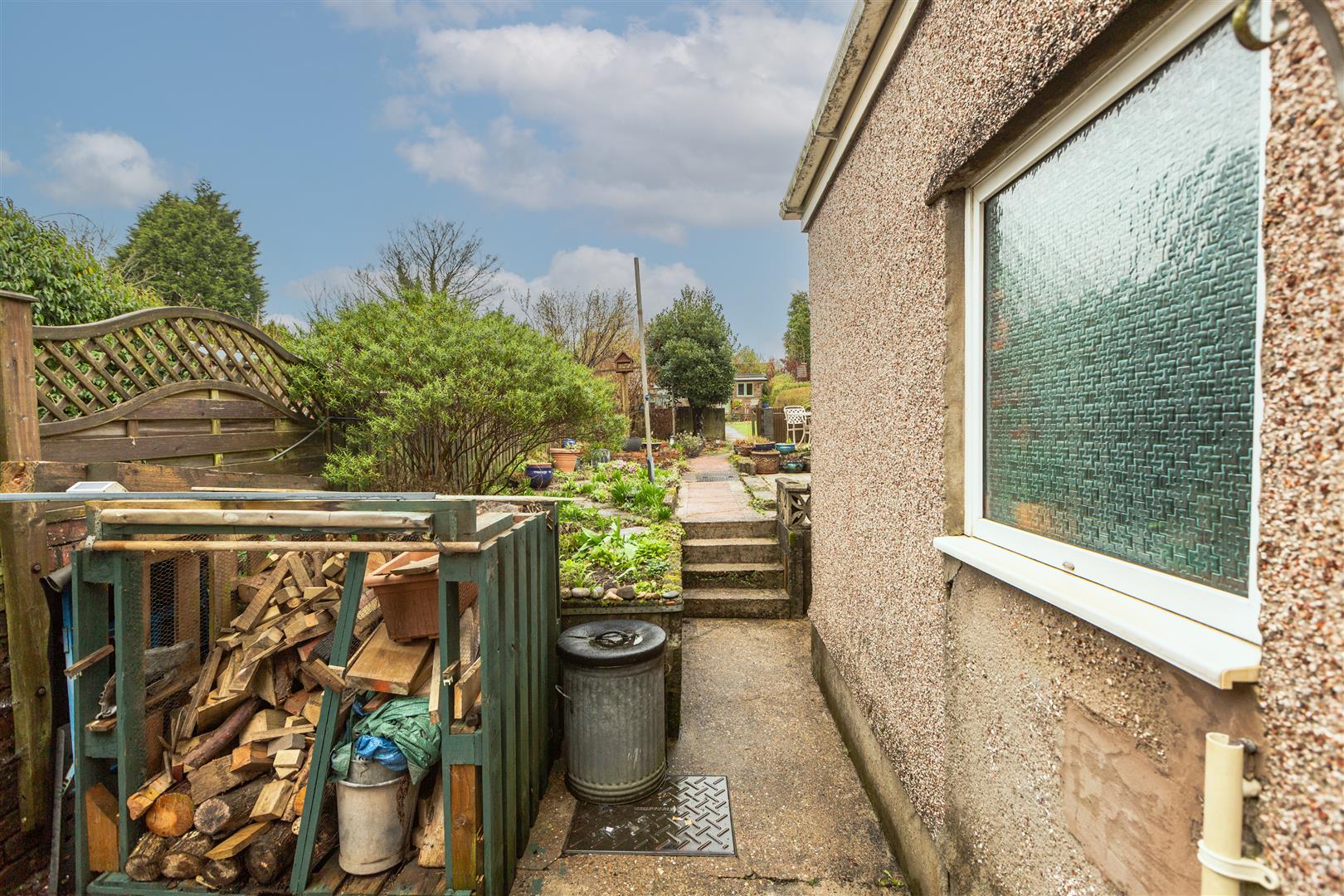 Armine Road, Fforestfach, Swansea, SA5 8DD